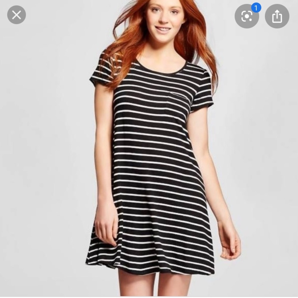 Black & White Striped T-shirt Dress
